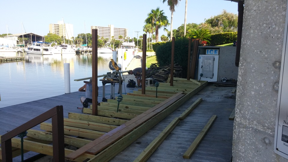 New Boater's Lounge Deck
